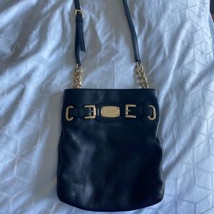 Michael kors crossbody purse